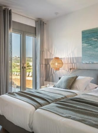 Avgi Luxury Villa