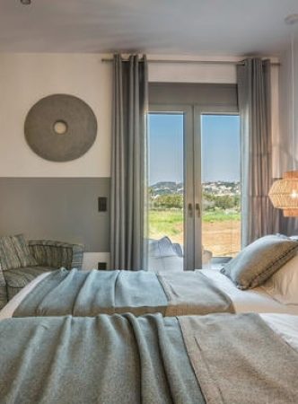 Avgi Luxury Villa