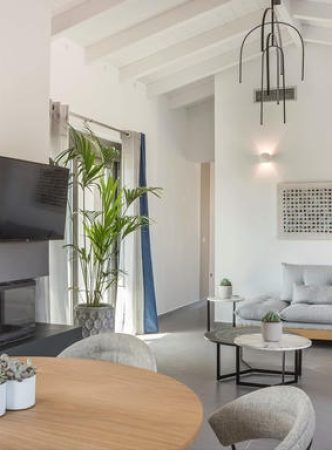 Avgi Luxury Villa