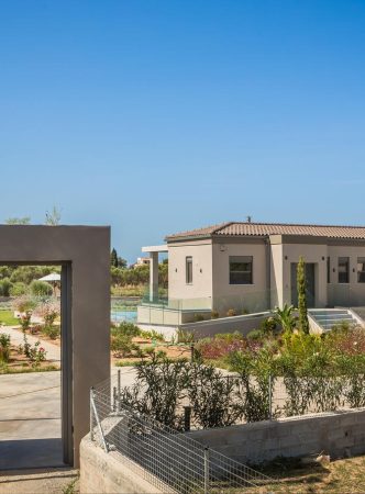 Avgi Luxury Villa