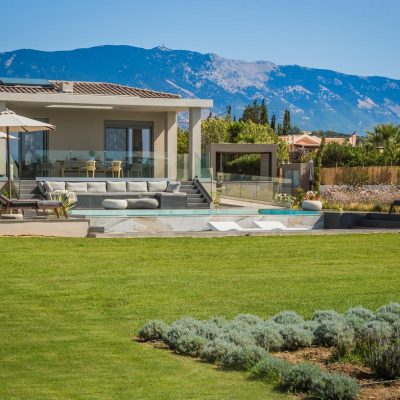 Avgi Luxury Villa