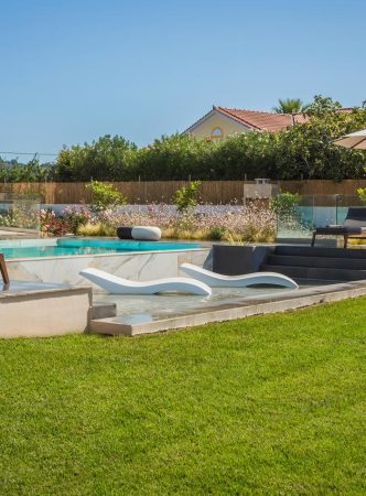 Avgi Luxury Villa