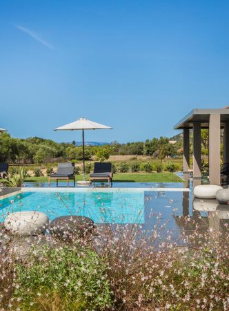 Avgi Luxury Villa