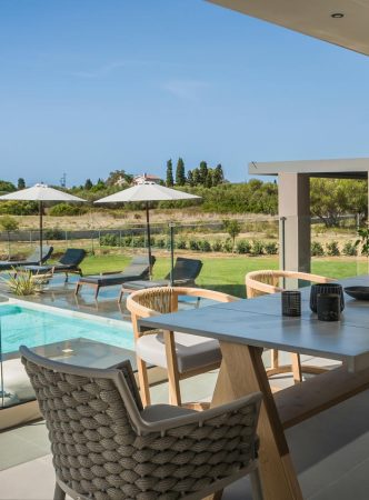 Avgi Luxury Villa