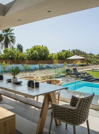 Avgi Luxury Villa