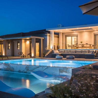 Avgi Luxury Villa
