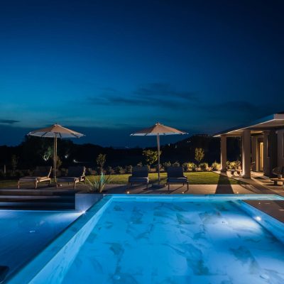 Avgi Luxury Villa