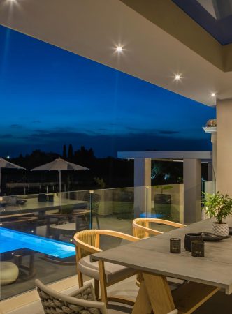 Avgi Luxury Villa